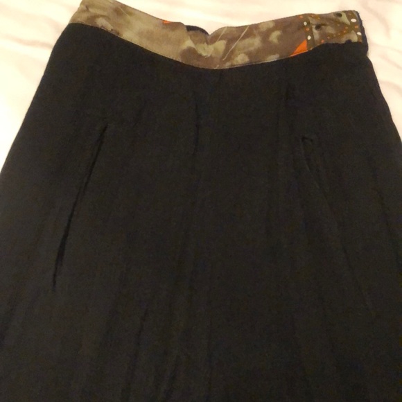 Globe Trotter 3 Pc Multicolored Rayon Pant Suit-XS - Picture 6 of 8